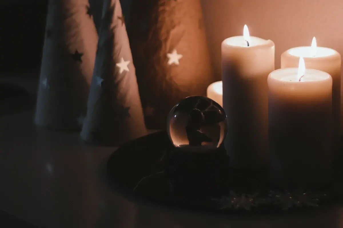 Hvordan laver man en juledekoration med ler - tips der gør det nemt at komme i gang